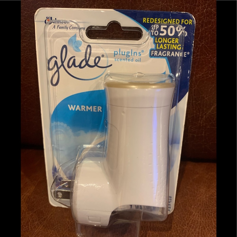 New Glade Warmer Plug in